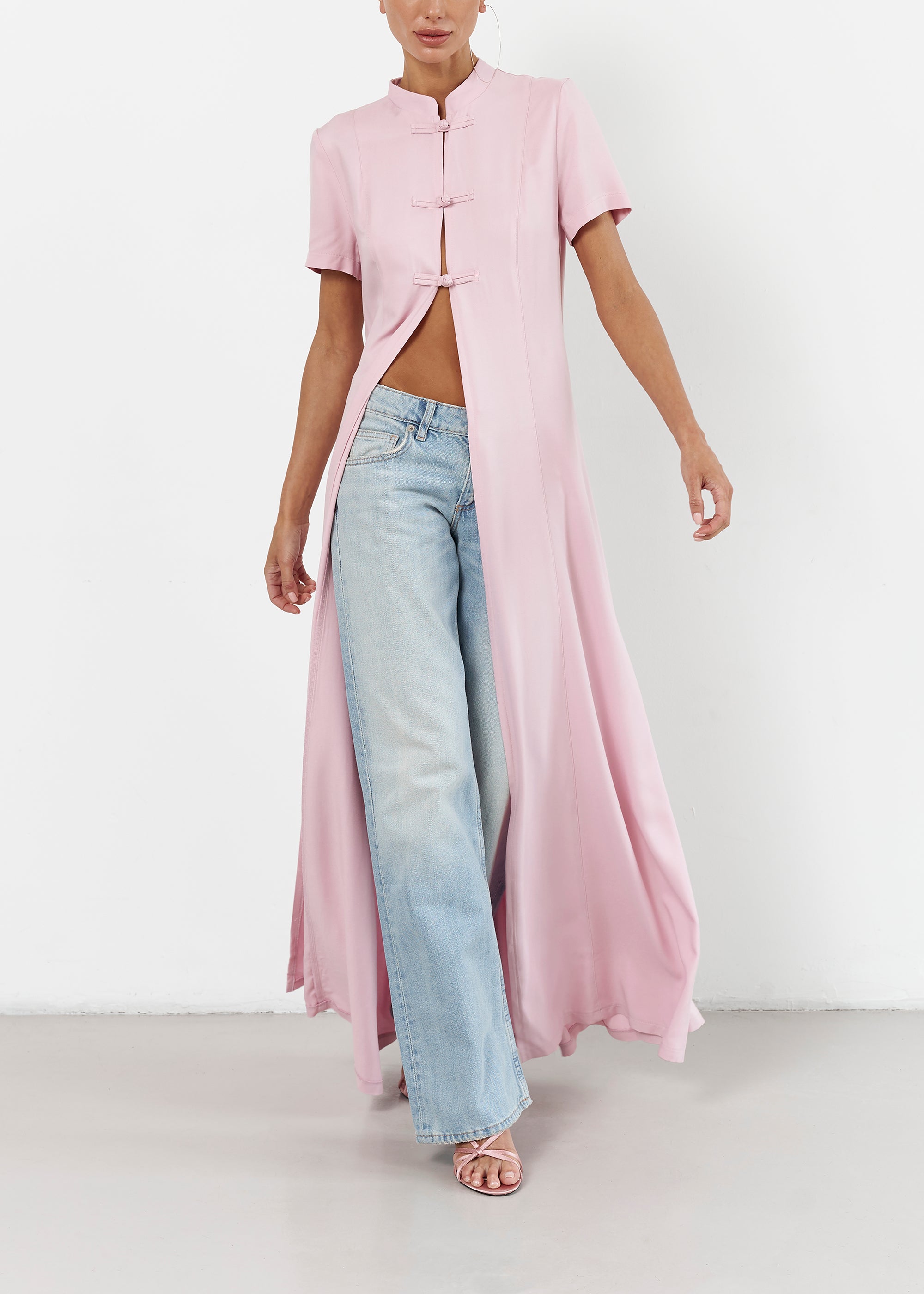 Robe Yoshi Pink